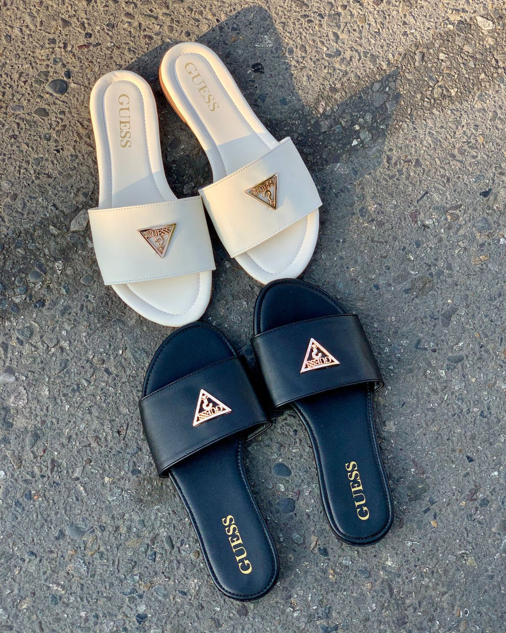 Sandalia Guess