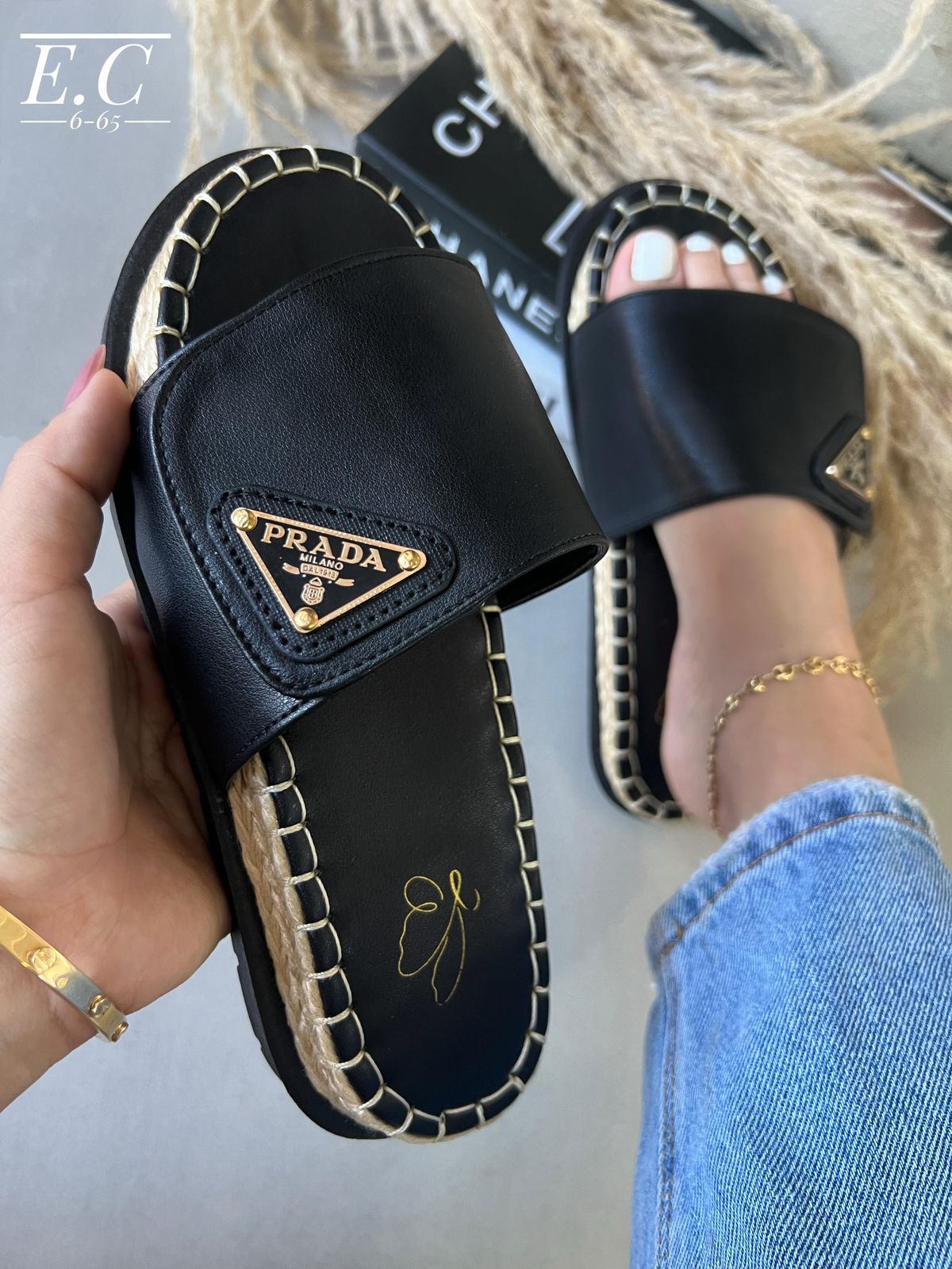 Sandalia Prada en Yute